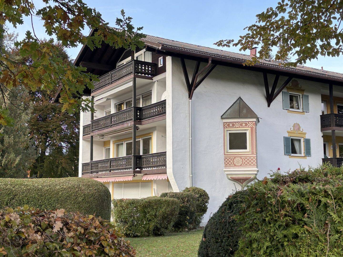 Partenkirchen: 4-Zimmer-Wohnung mit großem Balkon und Blick, 82467 Garmisch-Partenkirchen