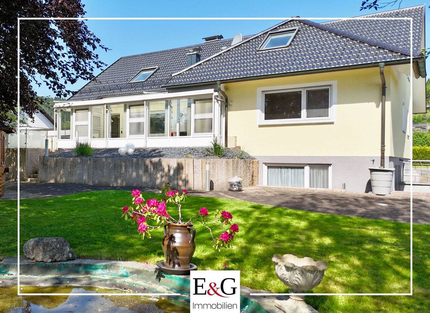 Großzügiges Eigenheim in traumhafter Aussichtslage mit viel Platz, Charme und besonderem Wohngefühl, 78570 Mühlheim an der Donau