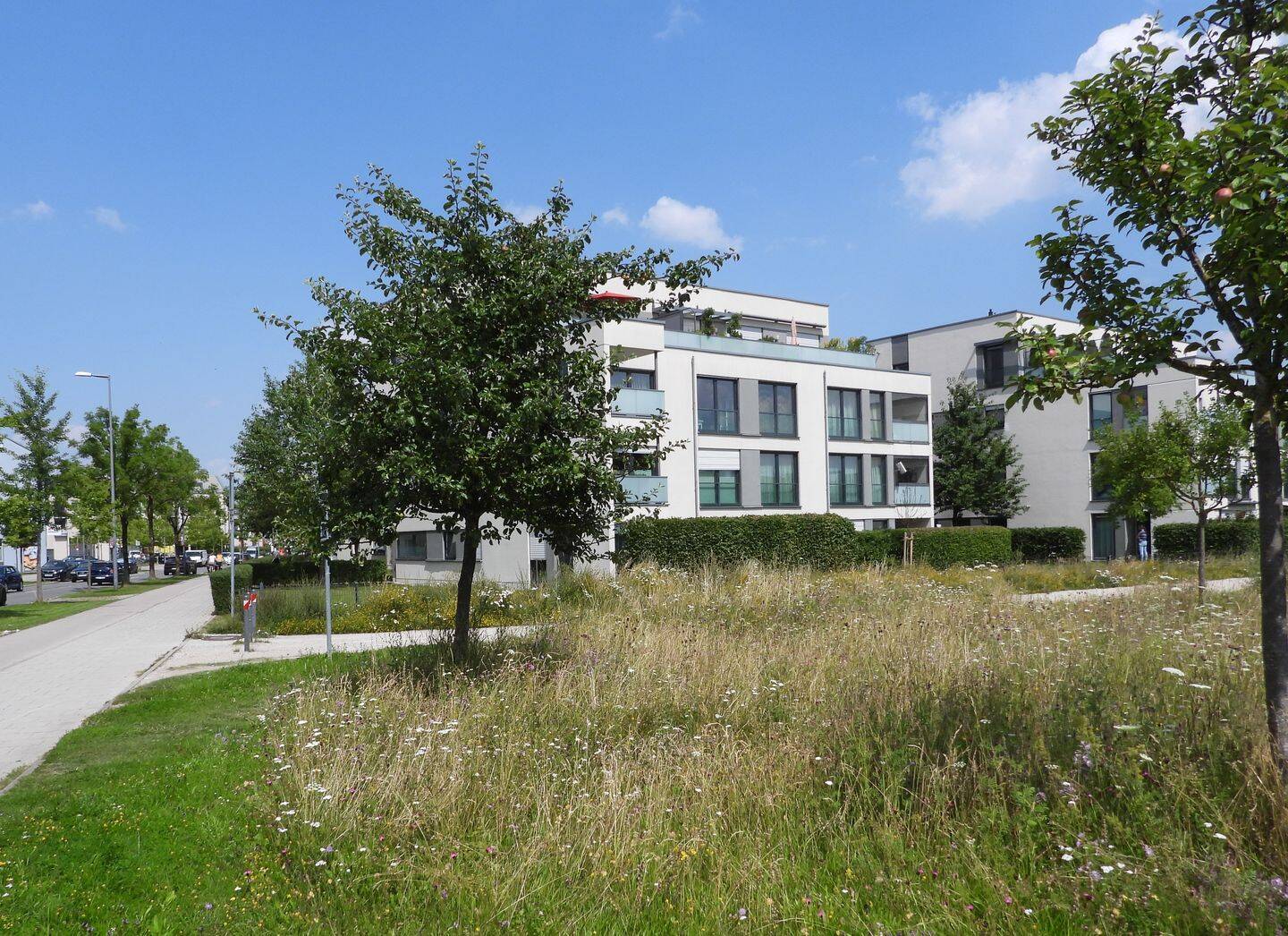 „83m² GESAMTFLÄCHE: GARTENWOHNUNG (A+) MIT OFFICE/GÄSTE STUDIO & 2 BÄDERN“, 81825 München (Berg am Laim Trudering-Riem)