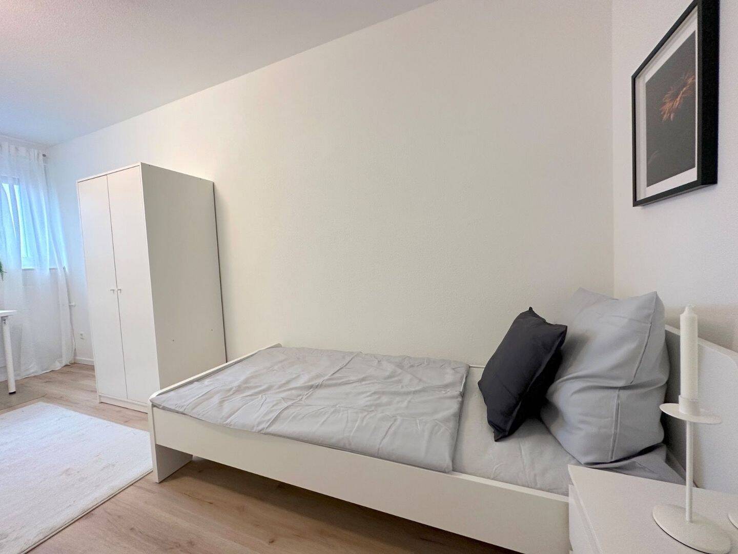 ?? Ein Zimmer frei in unserer 3er-WG – Zehnmorgenstraße 48, Frankfurt am Main – ab dem 01.10, 60433 Frankfurt am Main (Bonames Dornbusch Eschersheim Frankfurter Berg Preungesheim)
