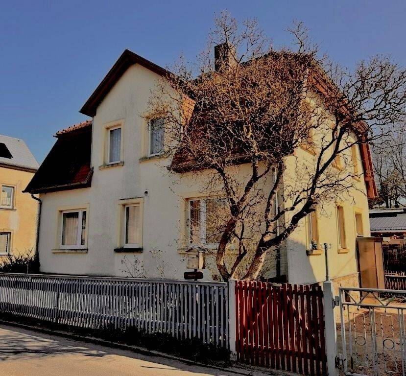 Ein-Zweifamilienhaus auf dem Lande, 9661 Striegistal