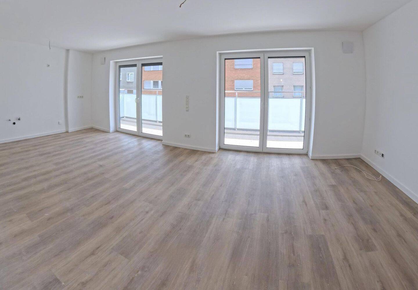 Moderne 3 Zimmer WHG mit Balkon in zentraler Lage, 52351 Düren