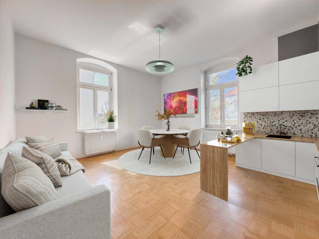 JETZT KAUFNEBENKOSTEN EINSPAREN! 1 ZI. APT. IN STILVOLLER GRÜNDERZEITVILLA – IN BEGEHRTER LAGE, 1277 Dresden