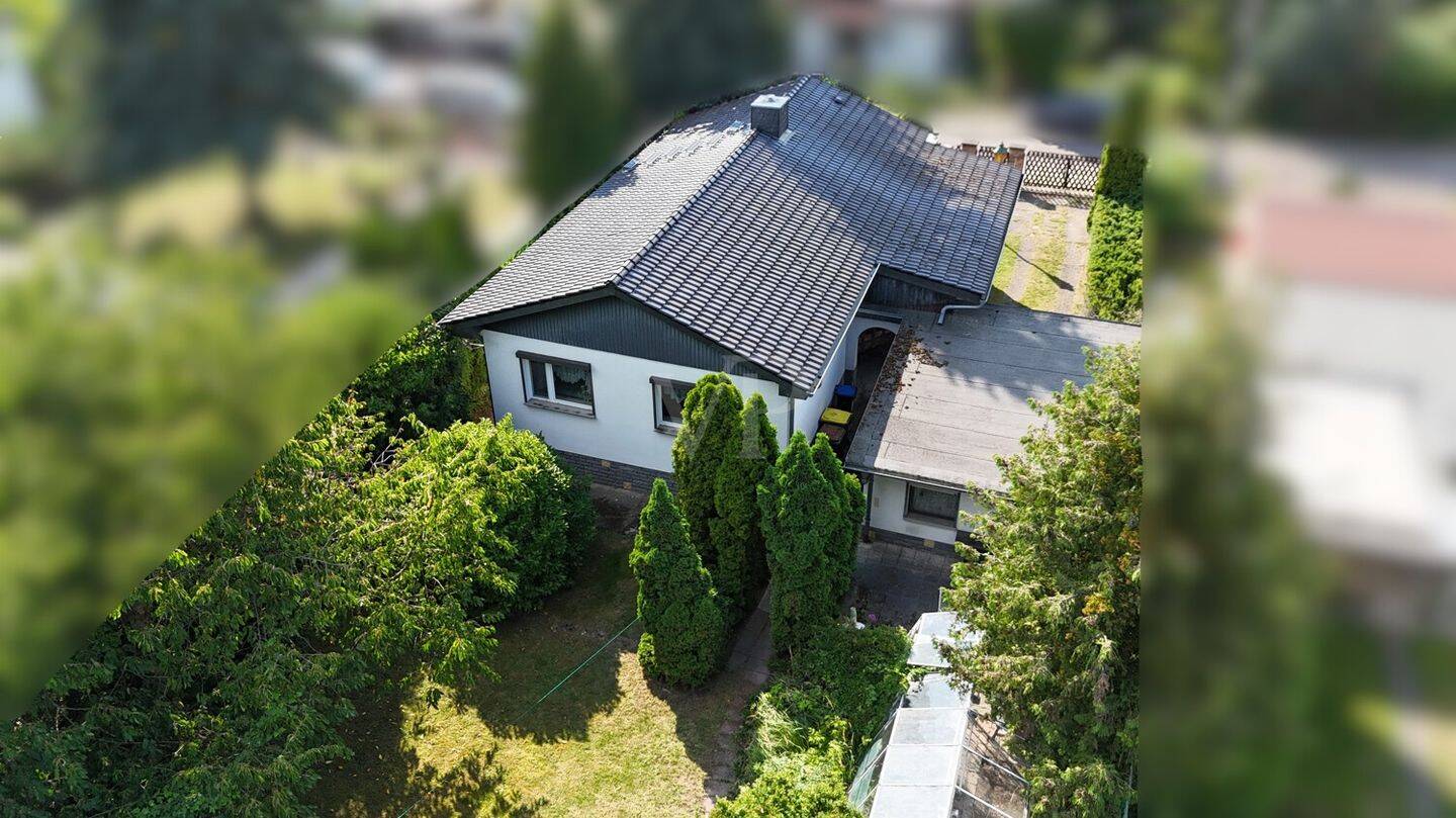 Bungalow mit Sanierungspotenzial auf großzügigem Grundstück in ruhiger Lage, 13059 Berlin (Lichtenberg Hohenschönhausen Kleingartenanlage Falkenhöhe Nord Neu-Hohenschönhausen Wartenberg)