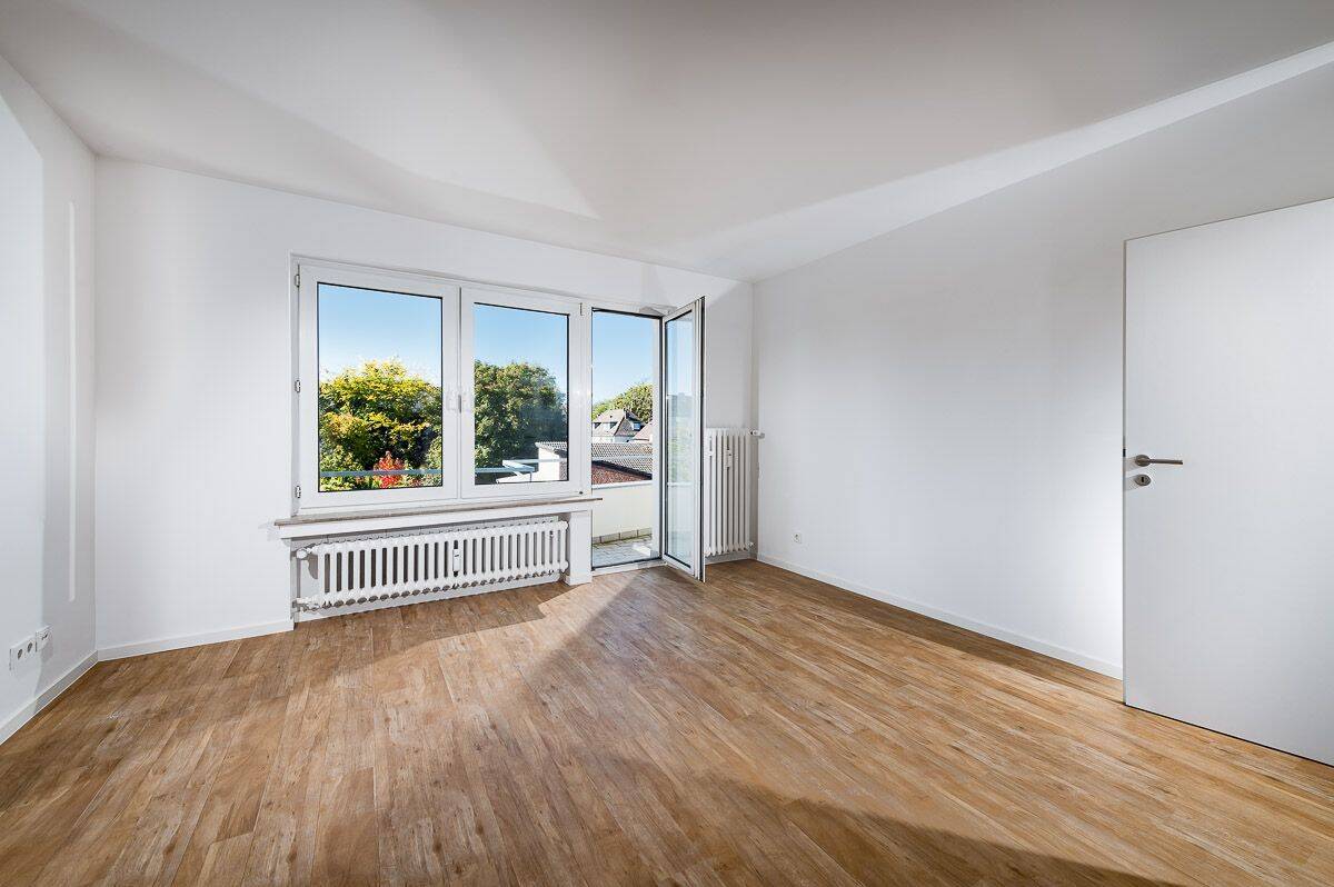 Direkt vom Eigentümer: moderne, helle Wohnung mit tollem Schnitt & sonnigem Balkon, 50321 Brühl