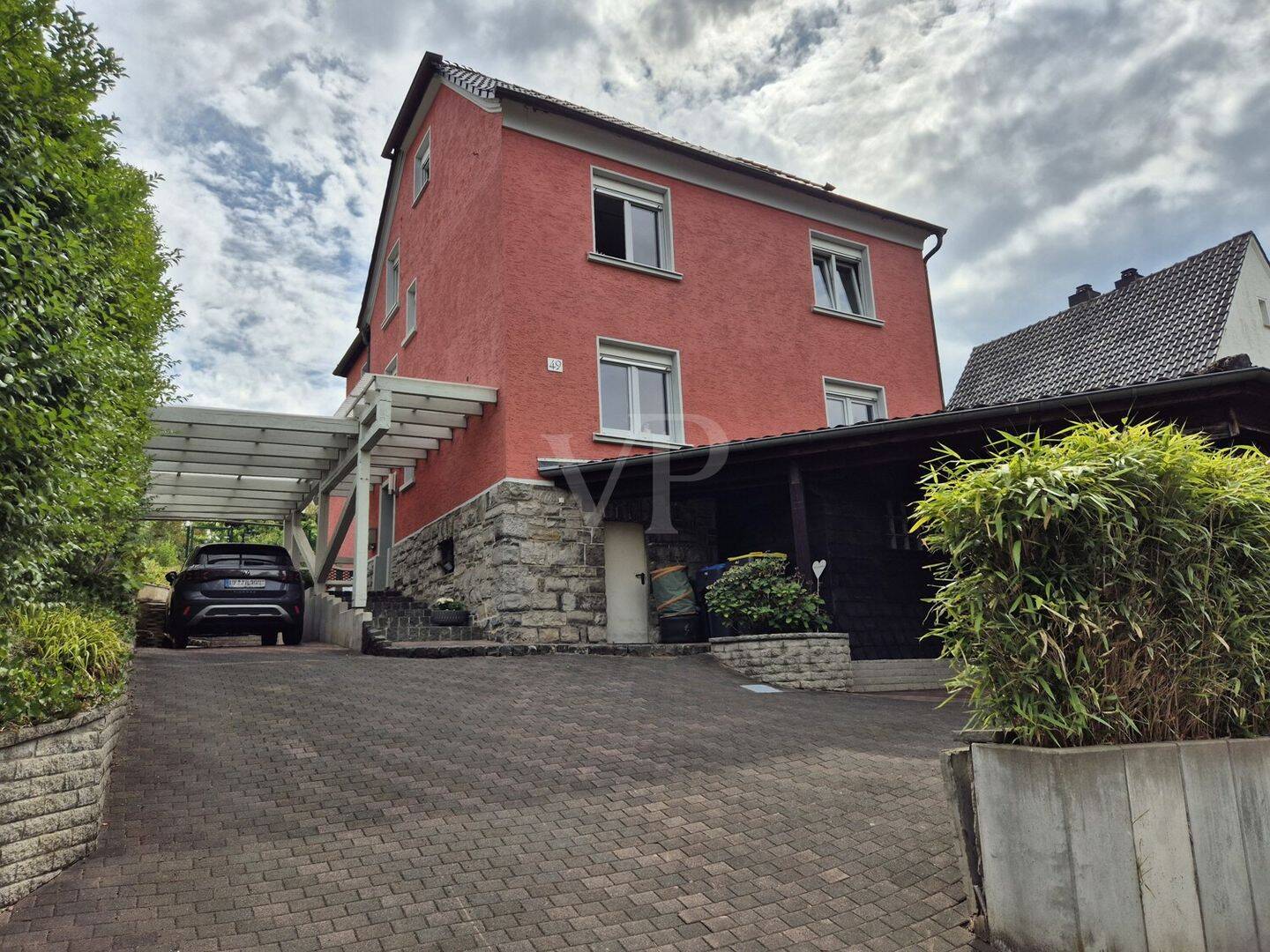 Großzügiges Einfamilienhaus mit viel Platz – ruhige und zentrale Lage in Iserlohn-Sümmern, 58640 Iserlohn