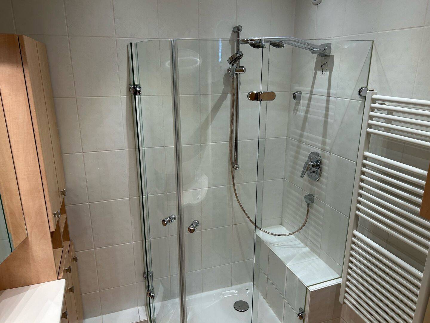 Sofort einziehen in Weinstadt-Großheppach 3 Zimmerwohnung mit Aufzug und Tiefgaragenstellplatz, 71384 Weinstadt