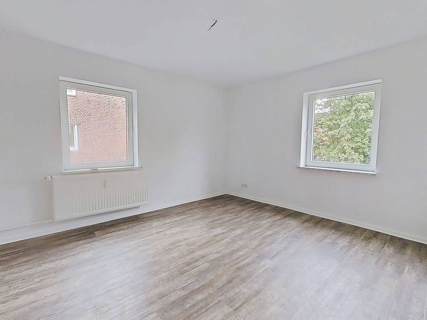 Moderne 3-Zimmer-Wohnung mit EBK und Wannenbad, 24768 Rendsburg