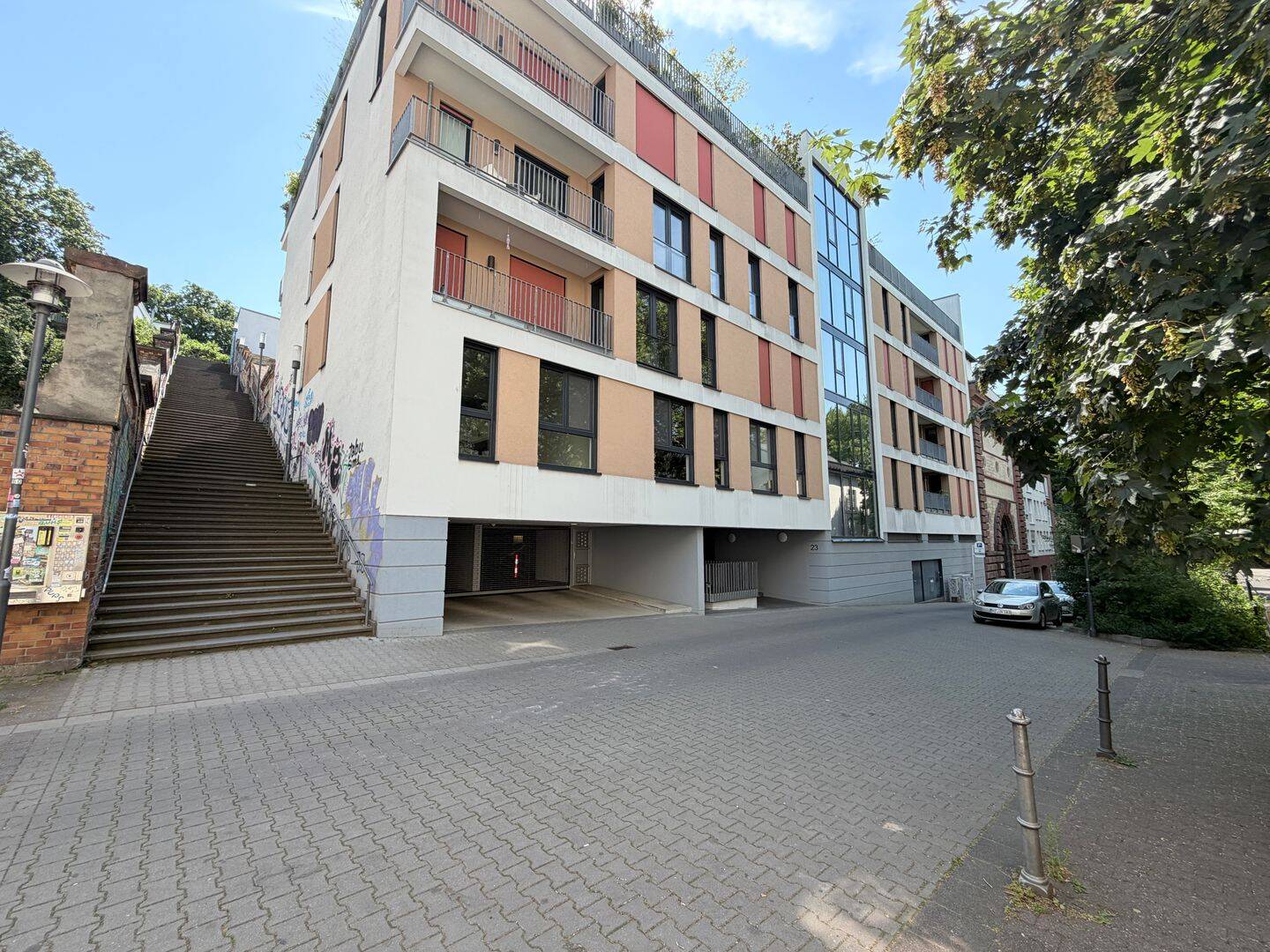 Modernes Wohnen in zentraler Bestlage – energieeffiziente 3,5-Zimmer-Wohnung mit Balkon