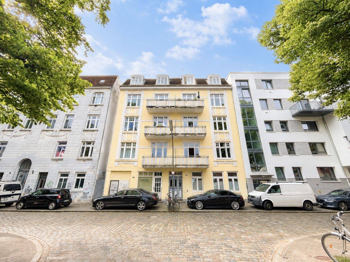 Licht, Weite, Lebensqualität – Exklusive Dachgeschosswohnung mit großer Südterrasse, 22041 Hamburg (Wandsbek Marienthal Tonndorf)