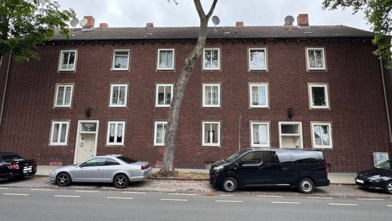 frisch renovierte 2,5-Zimmerwohnung in Schalke, 45881 Gelsenkirchen (Schalke Schalke-Nord)