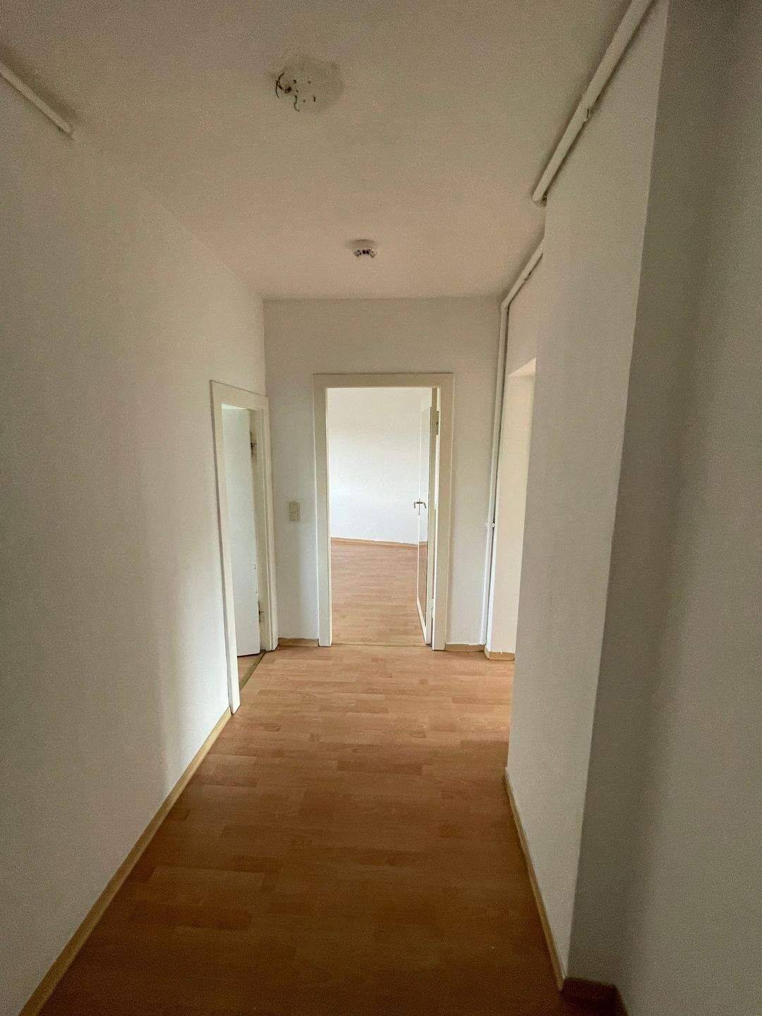 Freie 2-Zimmer-Wohnung in Toplage Charlottenburg 200m zur Spree, 10589 Berlin (Charlottenburg-Wilmersdorf Charlottenburg Kolonie Gerickes Hof)