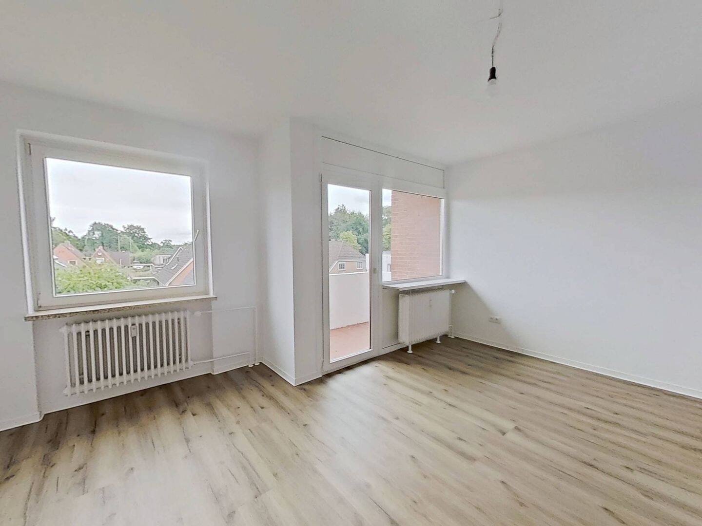 Hübsches Single-Apartment mit BALKON in fußläufiger Nähe zum Kanalufer, 24768 Rendsburg