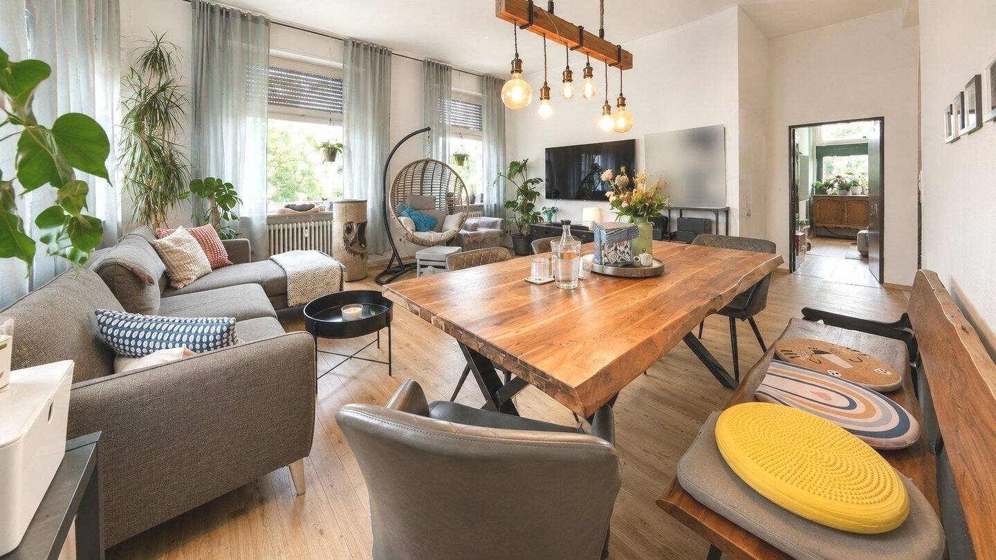 Repräsentative 4-Zimmer-Wohnung mit Aufzug, zwei Balkonen und Gemeinschaftsgarten in zentraler Lage von Wuppertal-Ba, 42283 Wuppertal (Barmen)