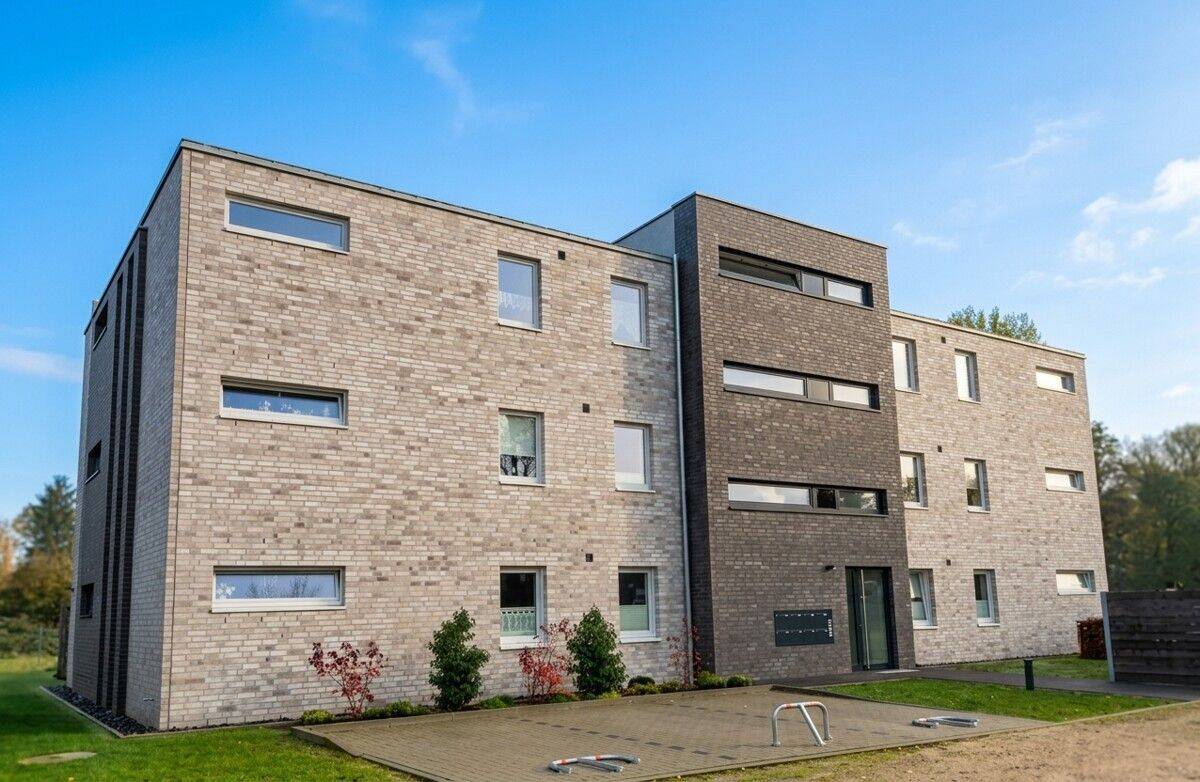 3-Zimmer-Erdgeschosswohnung auf ca. 85 m² Wohnfläche mit Carport und Terrasse zu vermieten, 24539 Neumünster (Gadeland Ruthenberg Stör Wittorf)