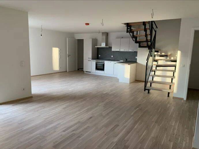 Moderne 3,5 Zimmer Maisonettewohnung, 90766 Fürth (Eigenes Heim Hardhöhe Unterfarrnbach Weststadt)