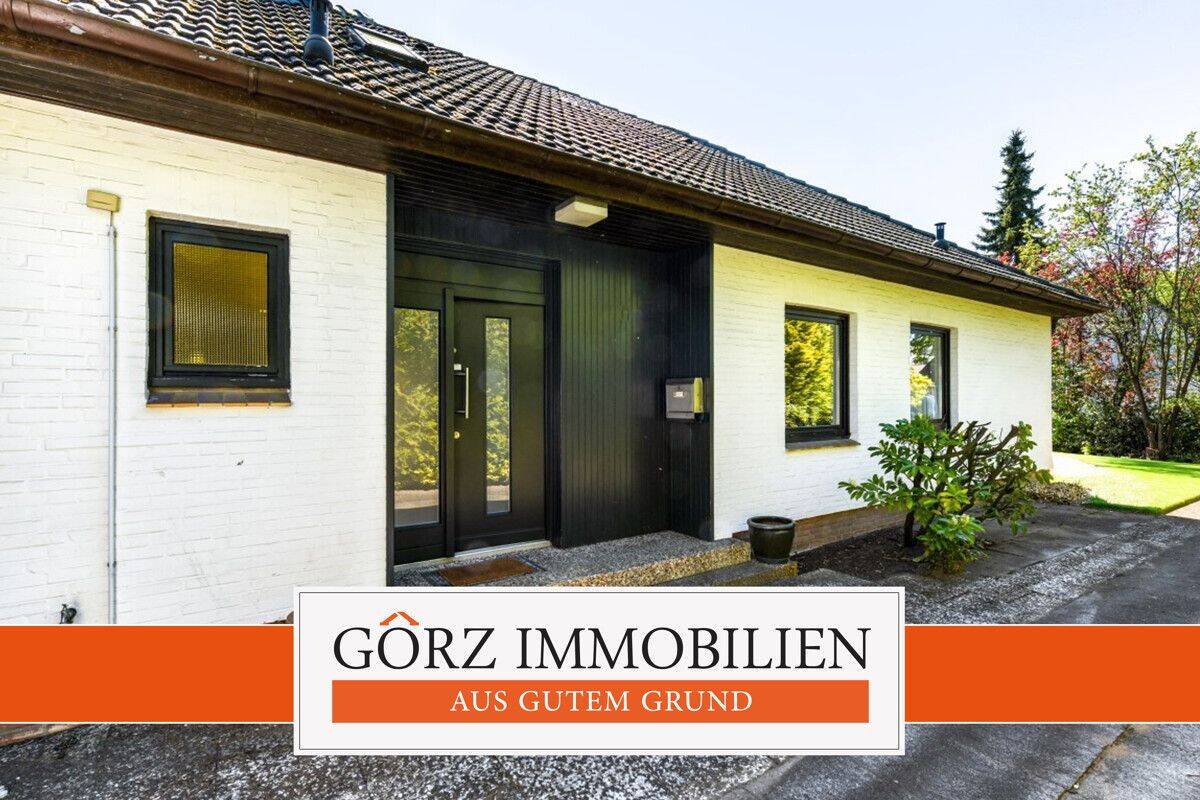 Gepflegter Winkelbungalow mit ebenerdigem Wohnraum, vielen Schlafräumen und zwei Sonnenterrassen in Norderstedt, 22851 Norderstedt