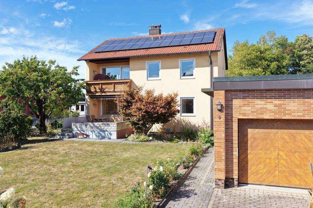 Freistehendes Einfamilienhaus mit großem Garten, Garage und PV-Anlage!, 95511 Mistelbach