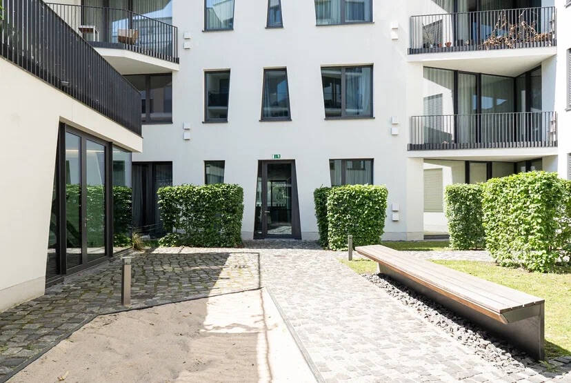 Exklusive möblierte 2-Zimmer-Wohnung mit Balkon in Berlin-Mitte, 10115 Berlin (Mitte Wedding)