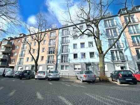 2-Zimmer-Wohnung im Dachgeschoss (Ohne Aufzug) – frisch saniert, 40227 Düsseldorf (Eller Oberbilk)