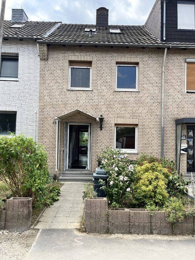 Gemütliches 3-Zimmer-Reihenhaus für eine kleine Familie in Moers-Hochstraß, 47443 Moers