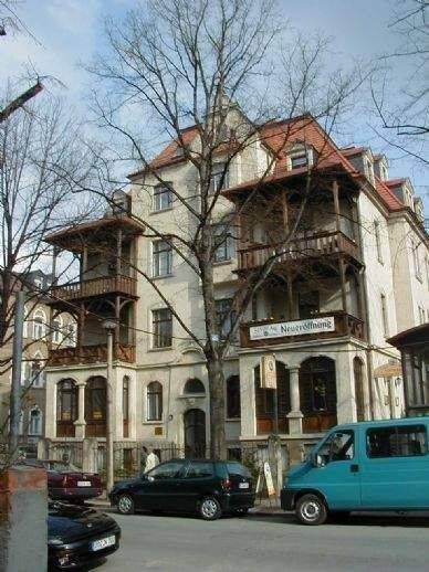 4-Zi-Whg. mit 2 Balkone, sanierter Jungendstilaltbau, 1069 Dresden