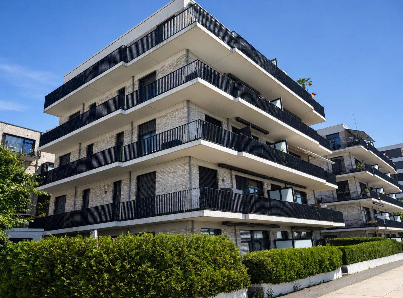 HB Überseestadt: exklusives Penthouse im „Flusshaus“ in erster Weserreihe mit TG-Stellplatz, 28217 Bremen (Handelshäfen Steffensweg Utbremen Westend)