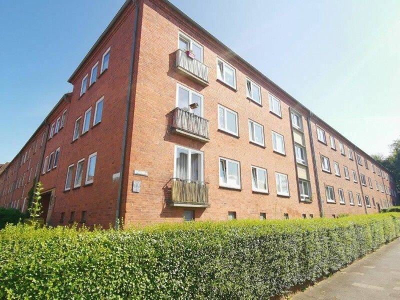 Gelegenheit: renovierte 3-Zimmer-Wohnung, 24106 Kiel (Wik)