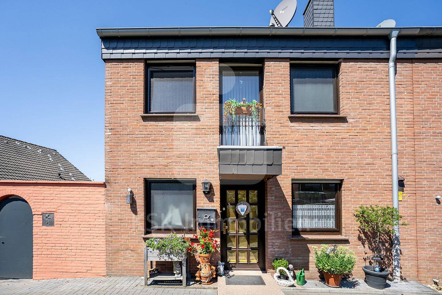 Naturnah und familienfreundlich – gepflegtes Reihenendhaus in ruhiger Lage!, 50769 Köln (Chorweiler)