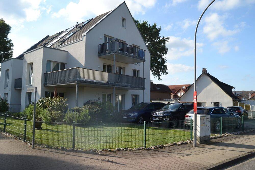 Helle 3-Zimmer-Etagen-Wohnung in Feldrandlage mit zwei Balkonen, 21629 Neu Wulmstorf