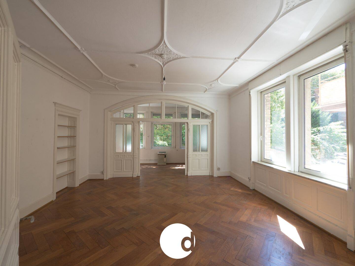 230m² – Jugendstiletage mit sechs Zimmern und hohen Decken im Lehenviertel