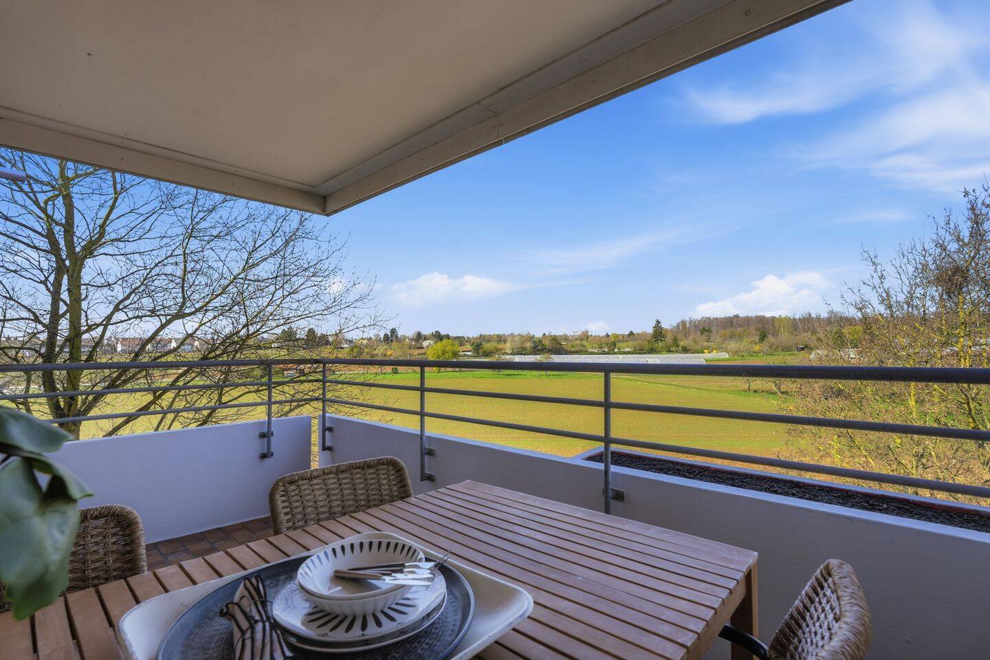 Helle 3,5-Zimmer Penthouse-Terrassenwohnung in Aussichtslage von Ruit++, 73760 Ostfildern