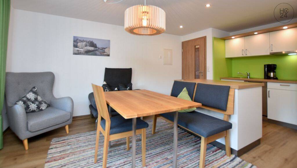 Möblierte 2-Zimmer Maisonette-Wohnung mit 2 Balkonen und Stellplatz in Fischen im Allgäu, 87538 Fischen i. Allgäu