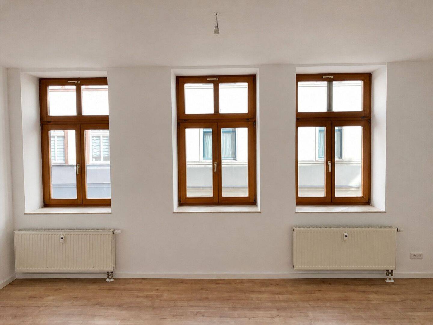Helle renovierte 2-Zimmer Wohnung in der Neuen Straße, 39104 Magdeburg (Altstadt Buckau)