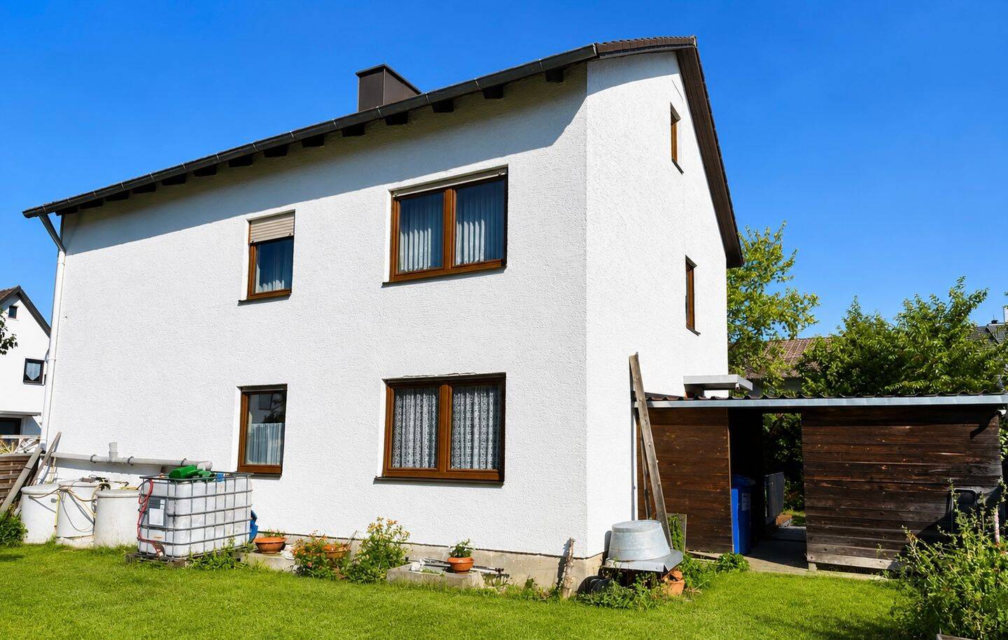 Viel Platz für Ihre Wohnideen – großzügiges EFH mit Einliegerwohnung & zwei Garagen in Waldkraiburg, 84478 Waldkraiburg