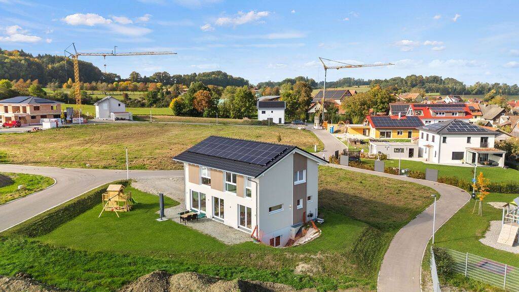 Exklusives Familiendomizil – Top ausgestattetes Neubau-EFH in Fronreute, 88273 Fronreute