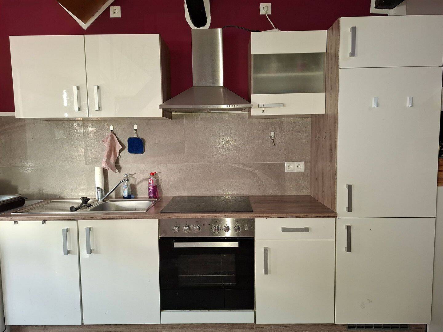 Großzügige 3,5-Zimmer-Wohnung auf zwei Ebenen mit Einbauküche & besonderem Dachgeschosscharme, 27299 Langwedel