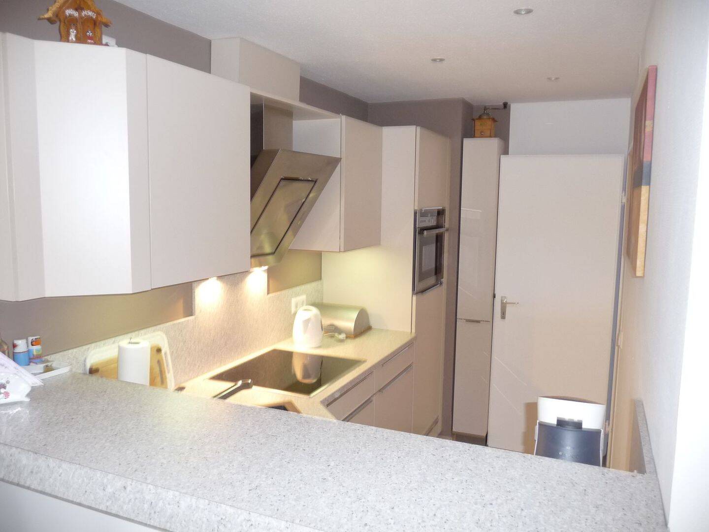 2.5-Zi-Whg mit Balkon, Stellplatz und Kellerabteil, 88709 Meersburg