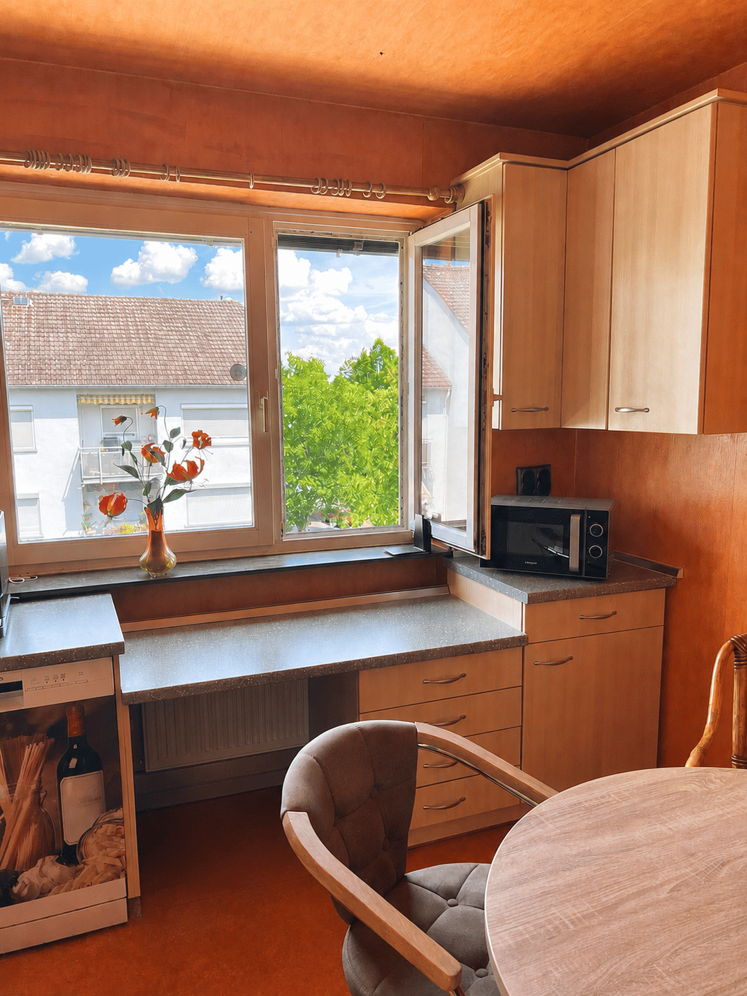 4-Zimmer-Wohnung mit Balkon und viel Potenzial in Mainz-Finthen