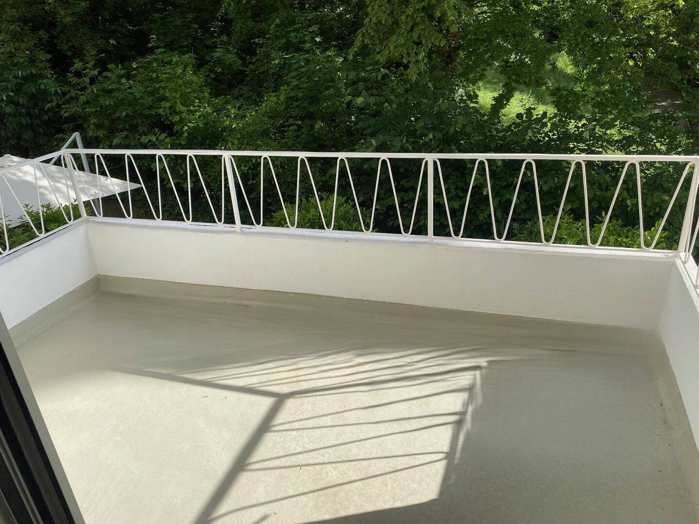 zentrales Wohnen am Park – sonnige 2 Zi-Wohnung mit Balkon, 70182 Stuttgart (Mitte)