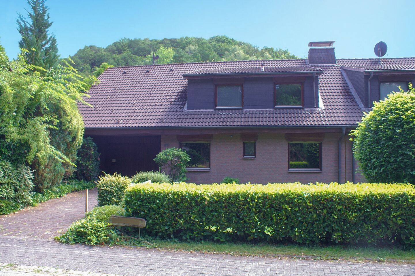 Doppelhaushälfte in idyllischer Lage von Morsbach-Holpe, 51597 Morsbach