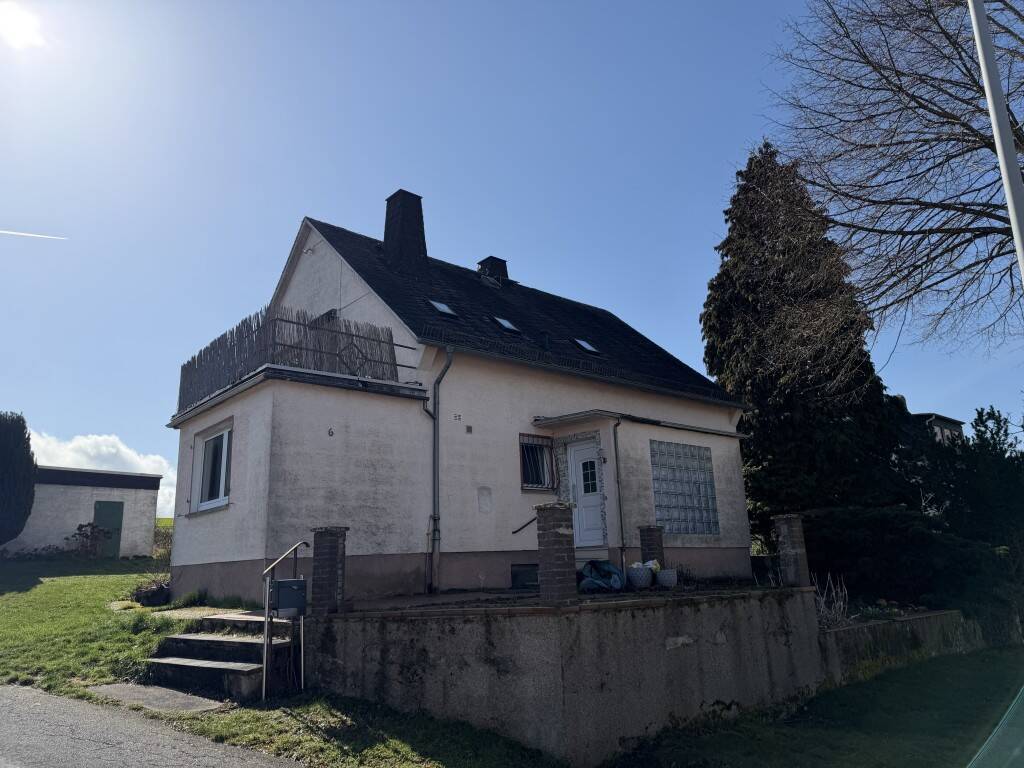 Einfamilienhaus mit großem Grundstück und viel Potenzial in Rettershain!, 56357 Auel