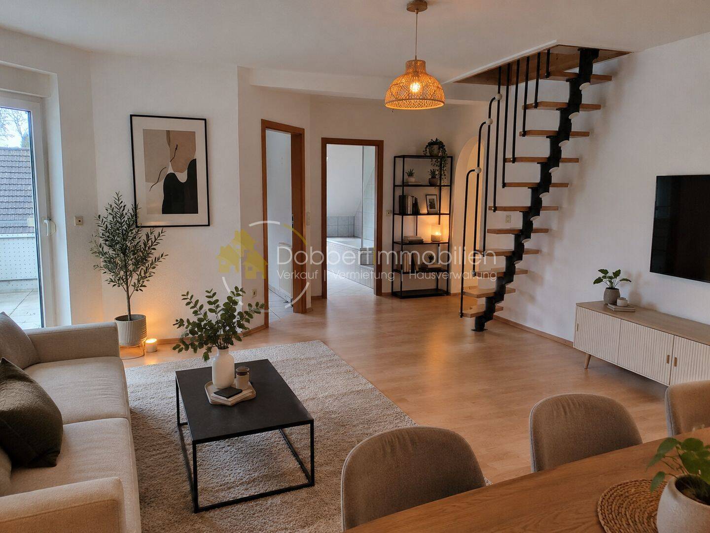 3,5 Zimmer Maisonettewohnung, über zwei Etagen mit Balkon und TG-Patz – gute Mietrendite!, 74423 Obersontheim