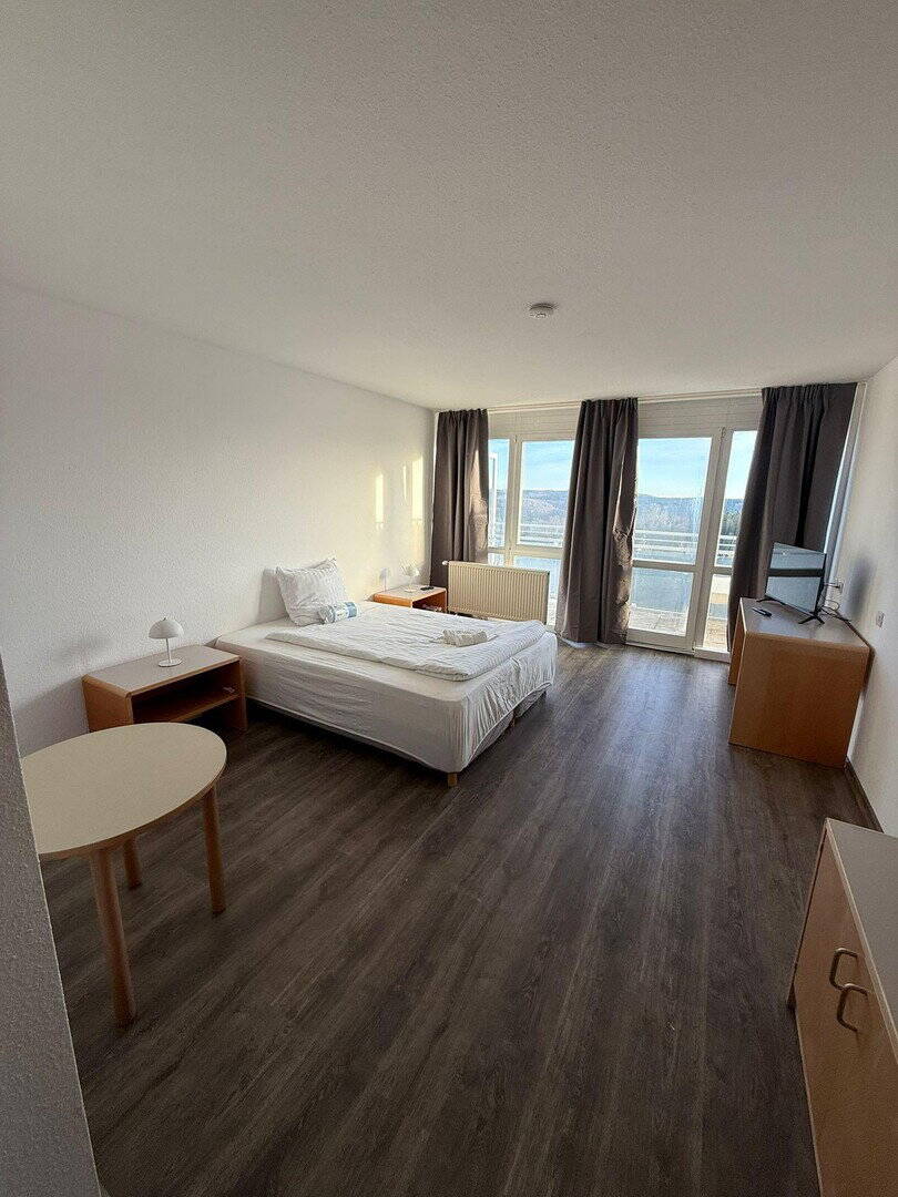 Sonnige Doppelzimmer mit herrlicher Aussicht für monatliche Vermietung, 59955 Winterberg