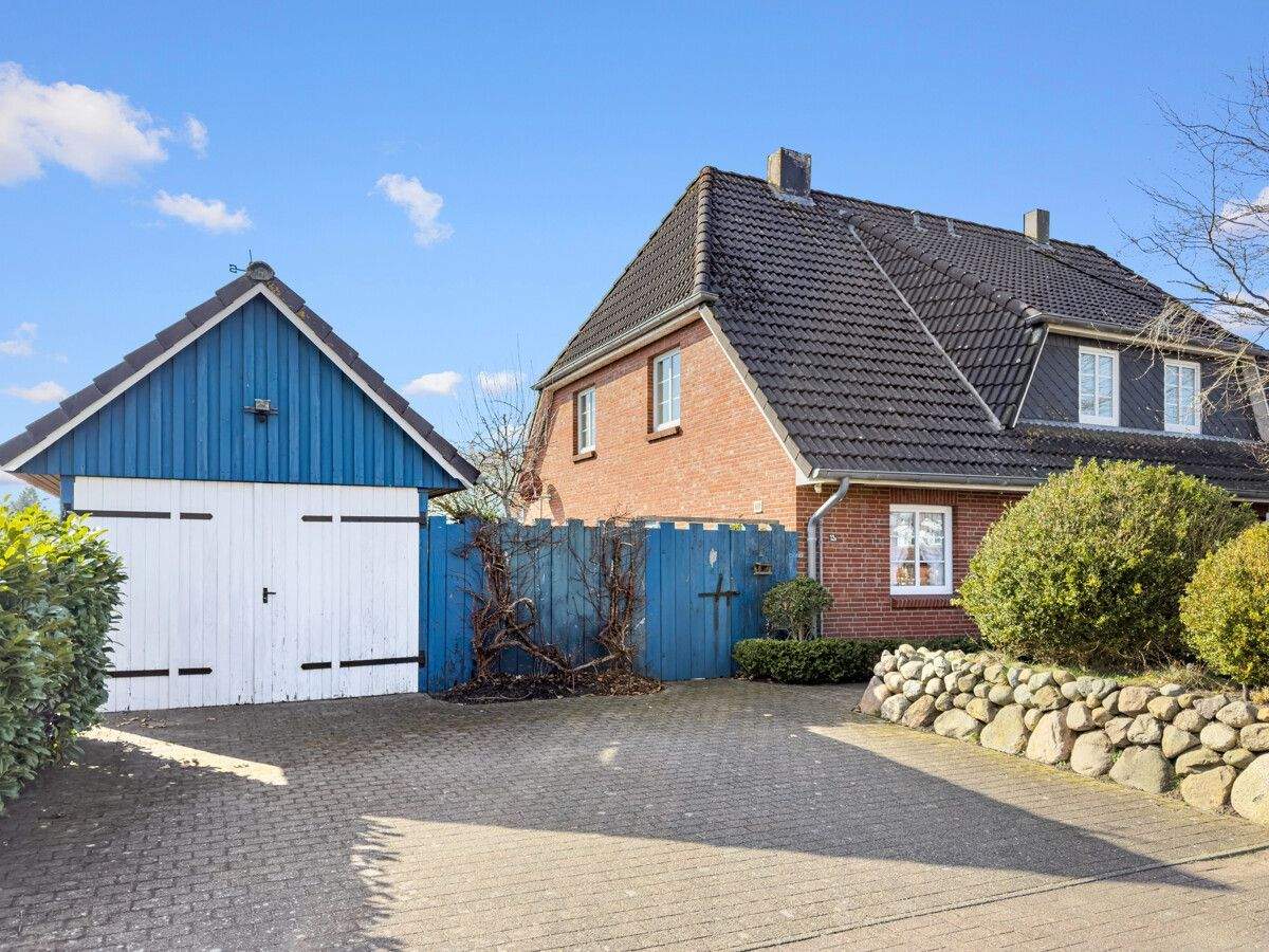 DHH in Süderlügum – ruhig wohnen nahe der dänischen Grenze und den Nordfriesischen Inseln, 25923 Braderup