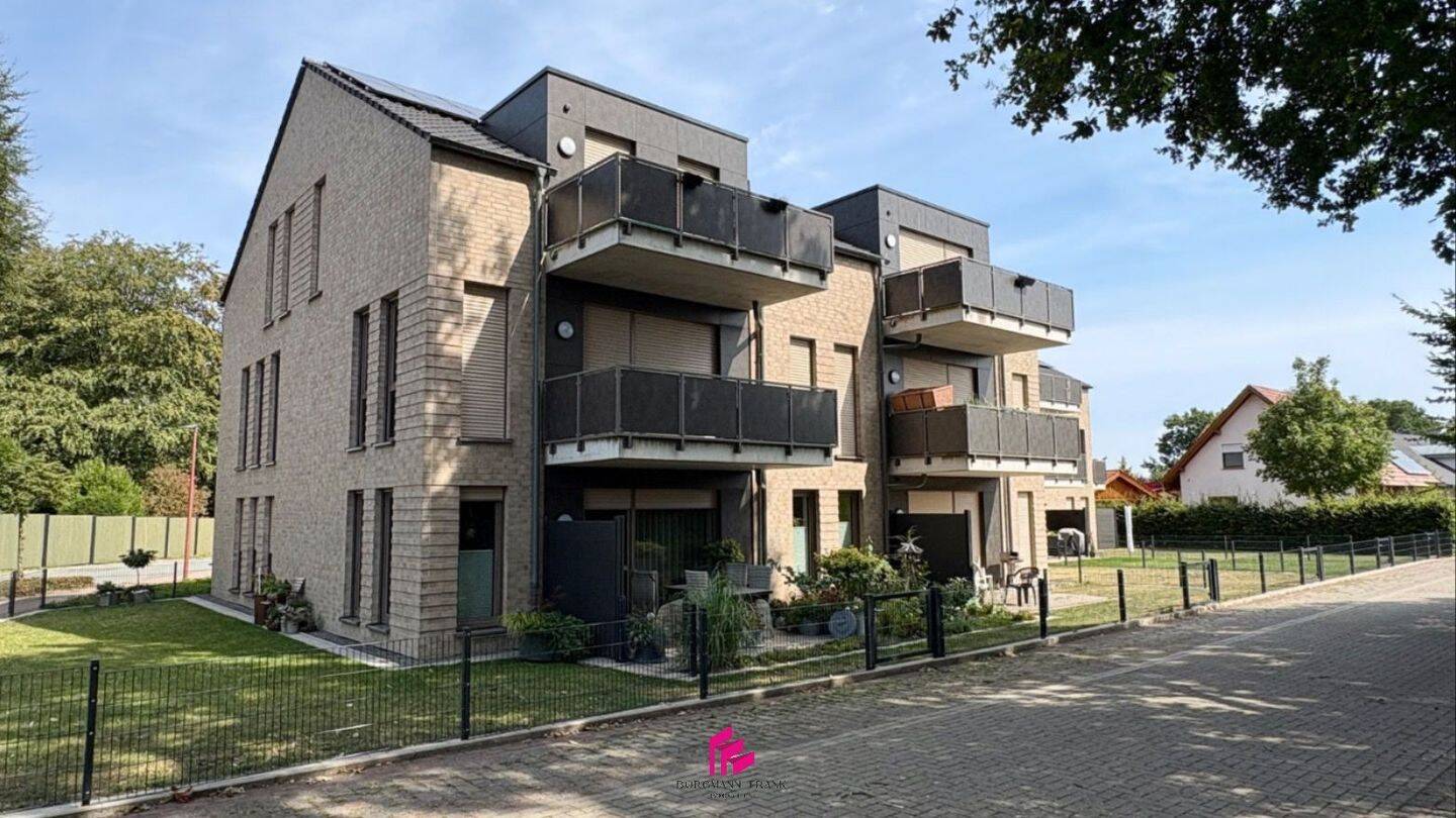 Neuenkirchen b. Bramsche | Moderne 3-Zimmer-Wohnung mit zwei Balkonen und Einbauküche, 49586 Neuenkirchen