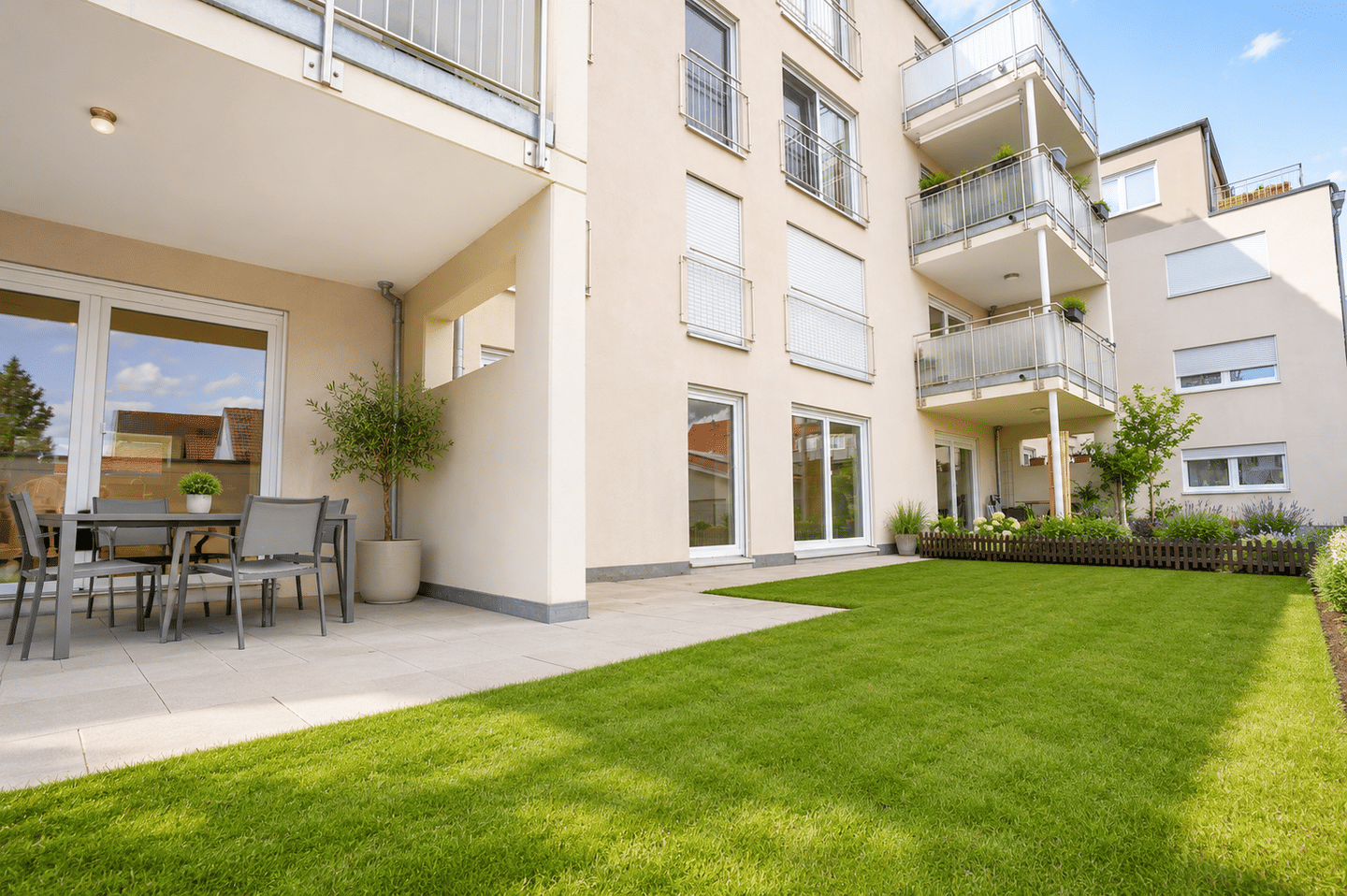Attraktive 4-Zimmer-Eigentumswohnung mit Terrasse und Gartenanteil in zentraler Lage von Bad Wurzach, 88410 Bad Wurzach