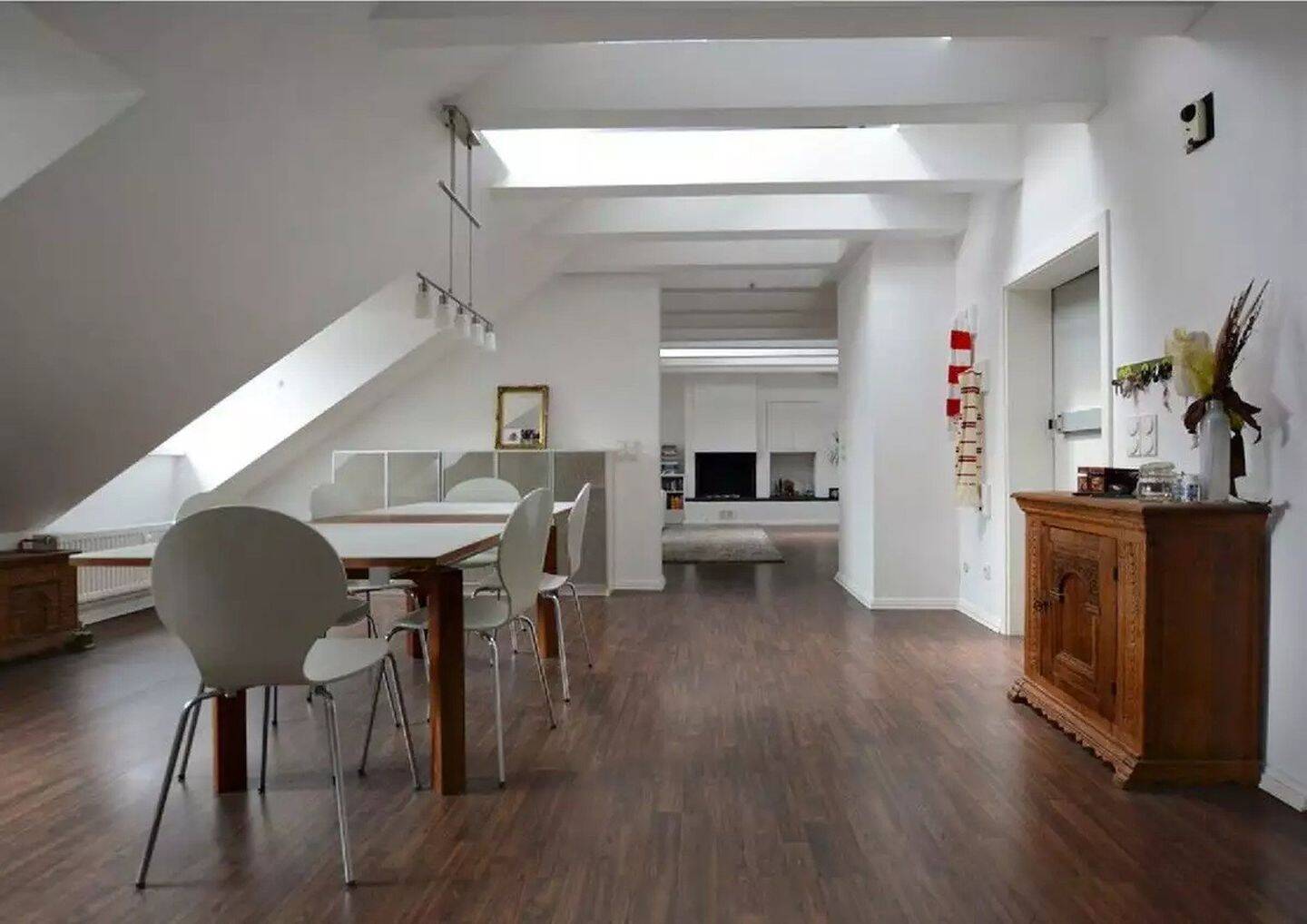 Großzügige individuelle Wohnung in Ehrenfeld mit hochwertiger Einbauküche, 50825 Köln (Ehrenfeld Bickendorf Neuehrenfeld Ossendorf)