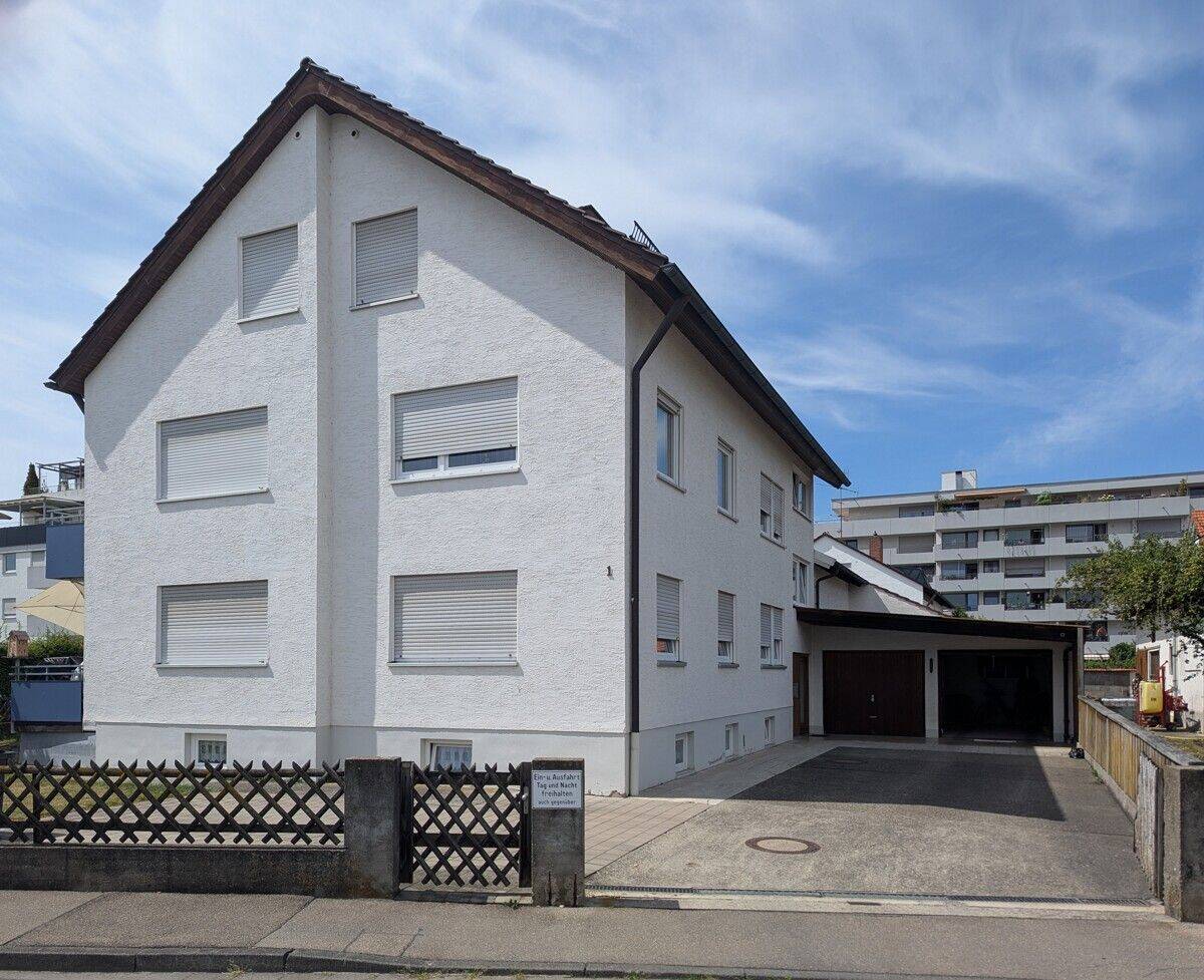 Wohnhaus mit 3 Wohneinheiten in Pfuhl, 89233 Neu-Ulm