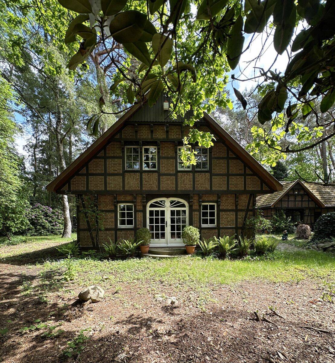 Gemütliches Fachwerkhaus im Landschaftsschutzgebiet mit Sommerhaus, 21279 Appel